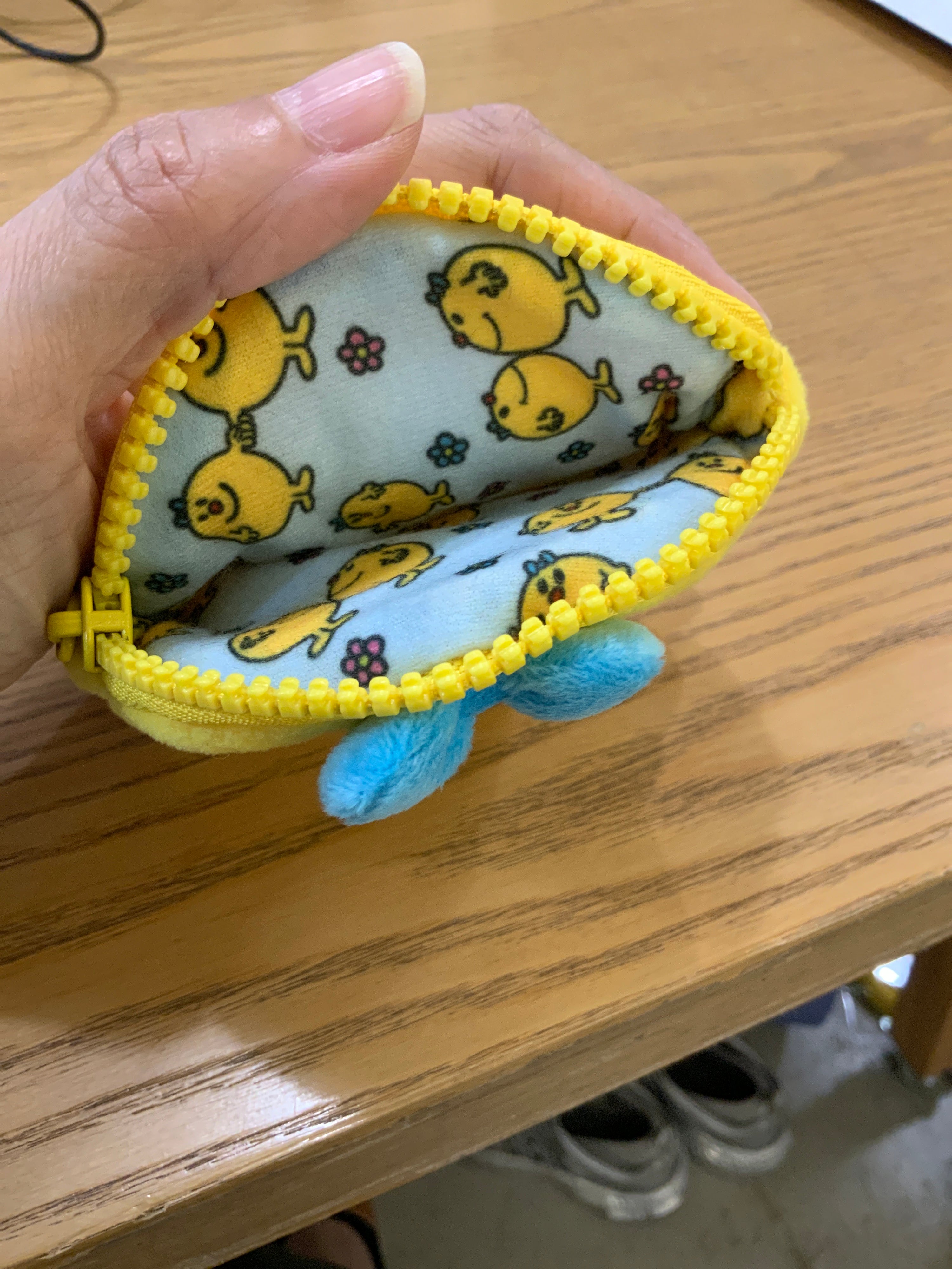 Little Miss Twins coin bag (left heart)