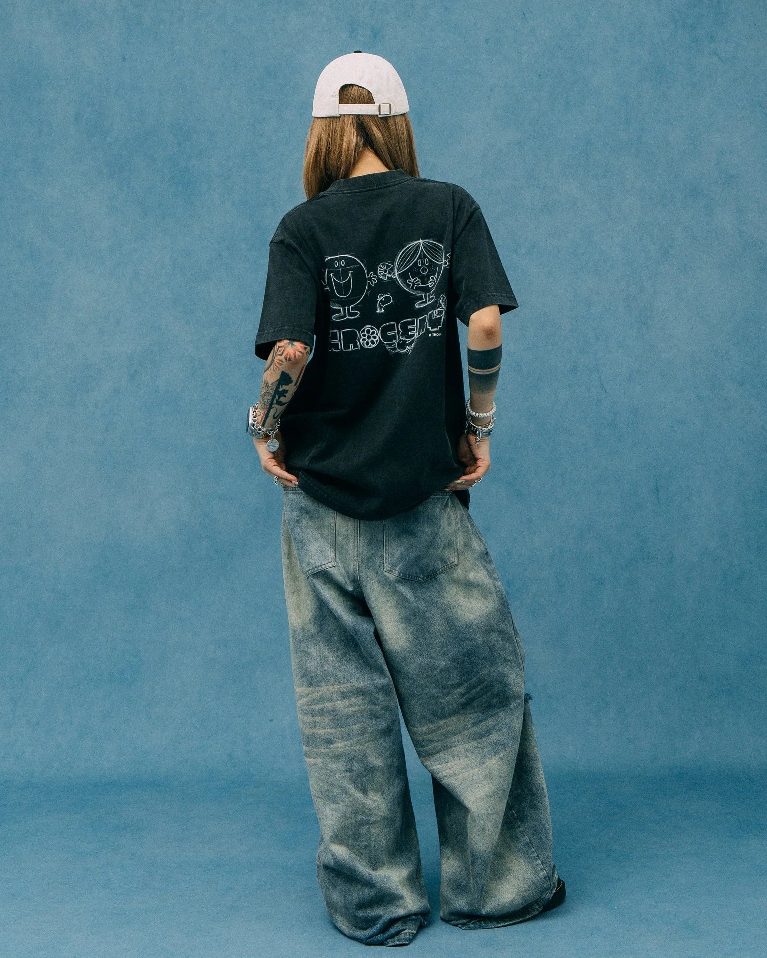 GROCERY x MR. MEN STUDIO SKETCH GRAPHIC TEE / WASHED BLACK